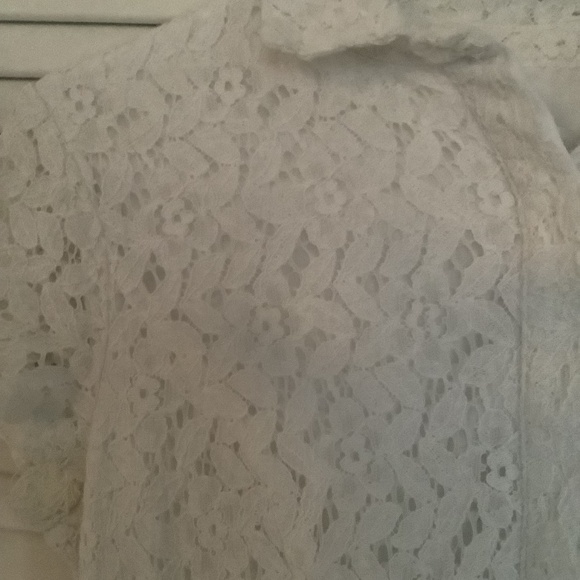 Lace mini dress - Picture 10 of 11